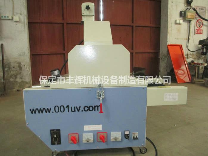 桌面uv機(jī)體積輕便，移動方便
